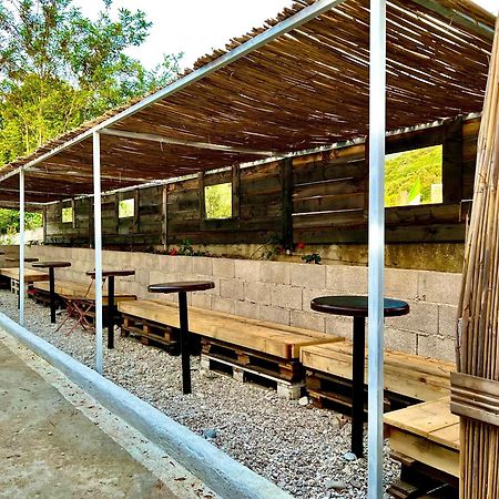 Garden Villa Naza Piqeras Dış mekan fotoğraf