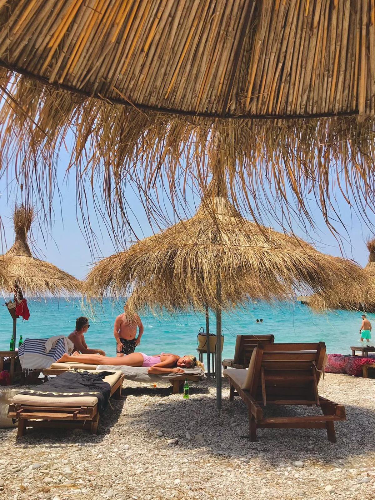 Garden Villa Naza Piqeras Dış mekan fotoğraf